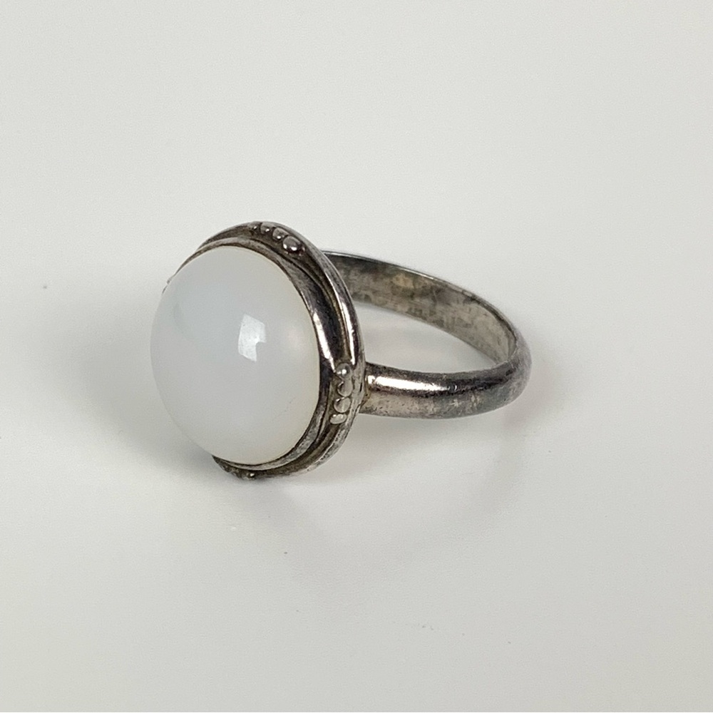 Sterling Silver Ring Round Moonstone Vtg Stamped KMV 925 Sz 7.5 Witchy Fairy